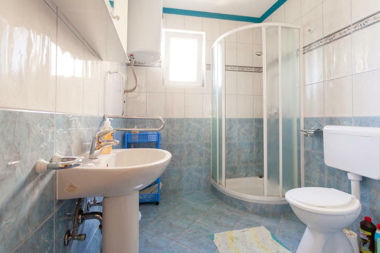 Apartments Jadranka Malinska Extérieur photo